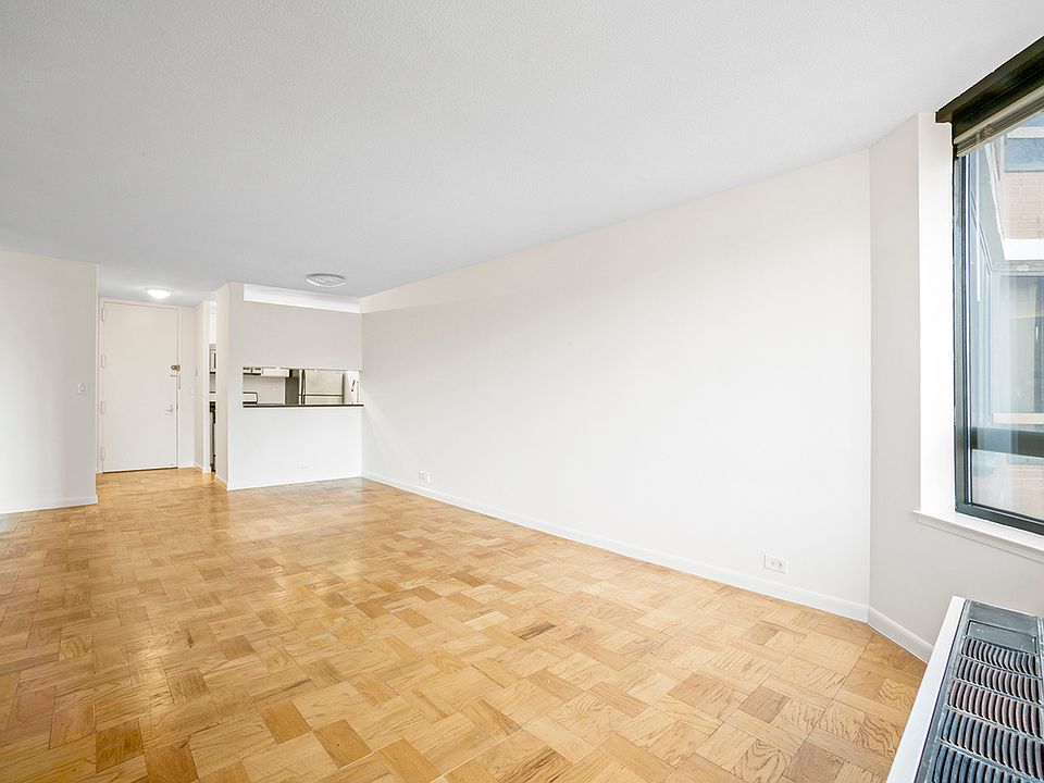 2nd image of 225 E 93rd St APT 11A