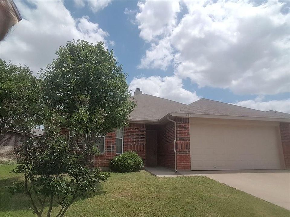 1st image of 320 Creekside Way