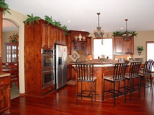 Gourmet Kitchen w/Cherry Wood Floors