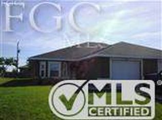 530 SE 8th St, Cape Coral, FL 33990