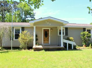 509 Sylvan Rd, Columbus, MS 39702