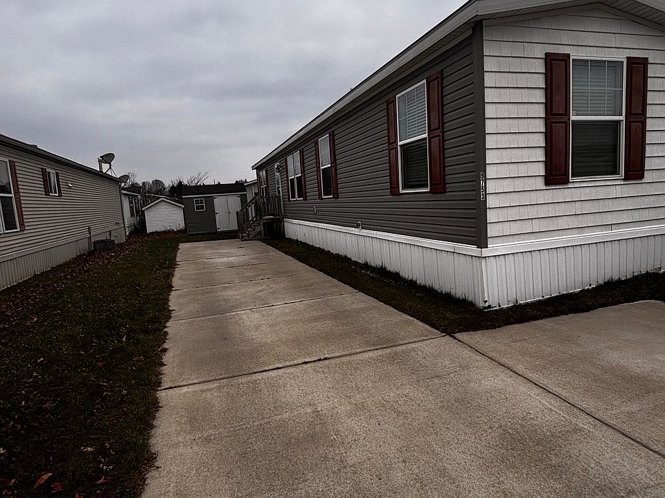 1st image of 9753 Aspen Ln #280