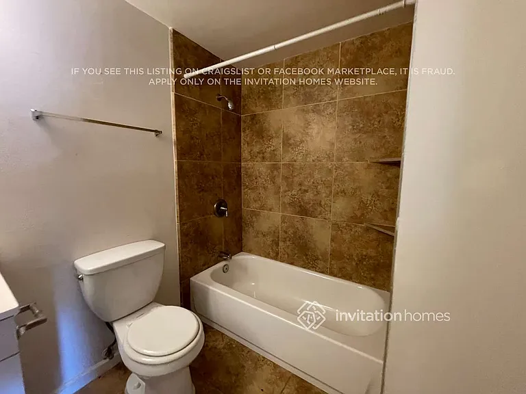 5540 W Berkeley Rd — Photo 12