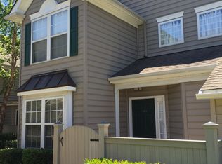 2543 Old Greenbrier Rd, Chesapeake, VA 23325