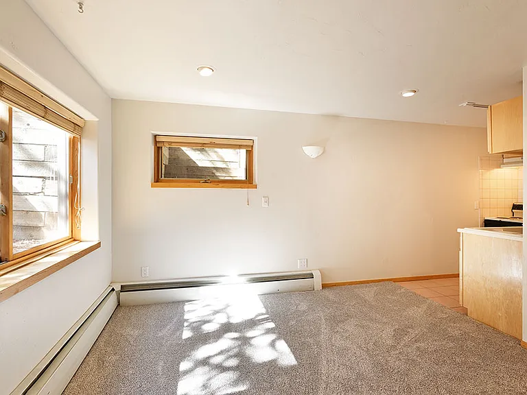 311 Midland Ave — Photo 11