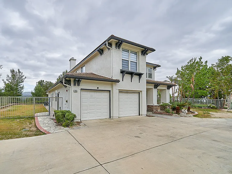 7455 Chanteclair Ct — Photo 4