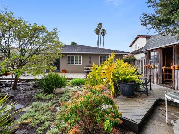 512 Cedar St, Aptos, CA 95003