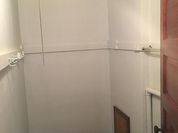 Walk-In Closets
