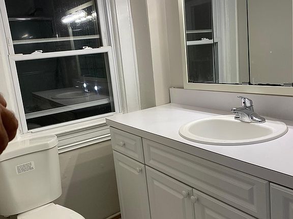 5th image of 49 Main St APT 2