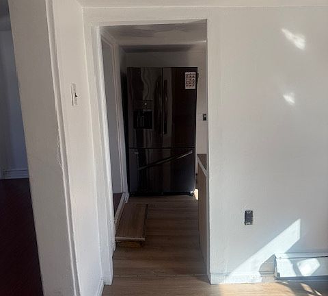 2nd image of 47 W Railroad Ave APT 1