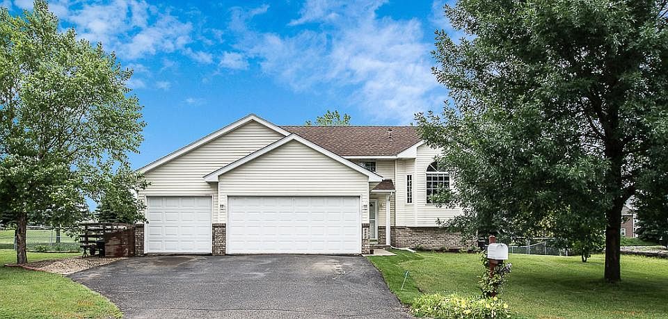 1st image of 3483 Kahler Dr NE