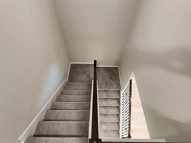 8009 Scanlan Trl — Photo 9