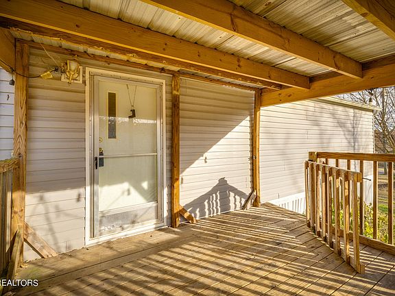 4th image of 6005 Kingfish Dr