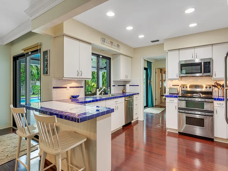 980 Clipper Rd — Photo 12