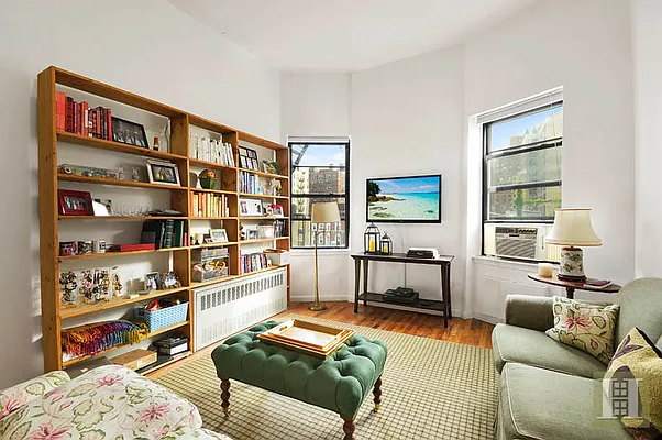 Rented by Halstead Real Estate | media 17