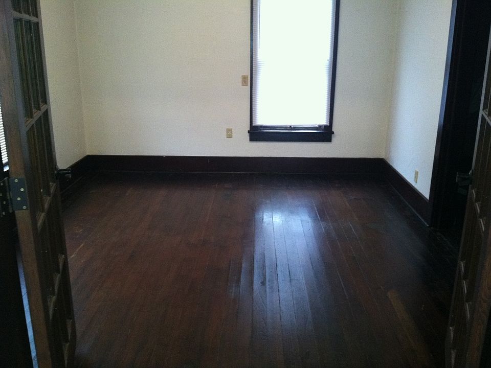 2nd image of 820 Court St