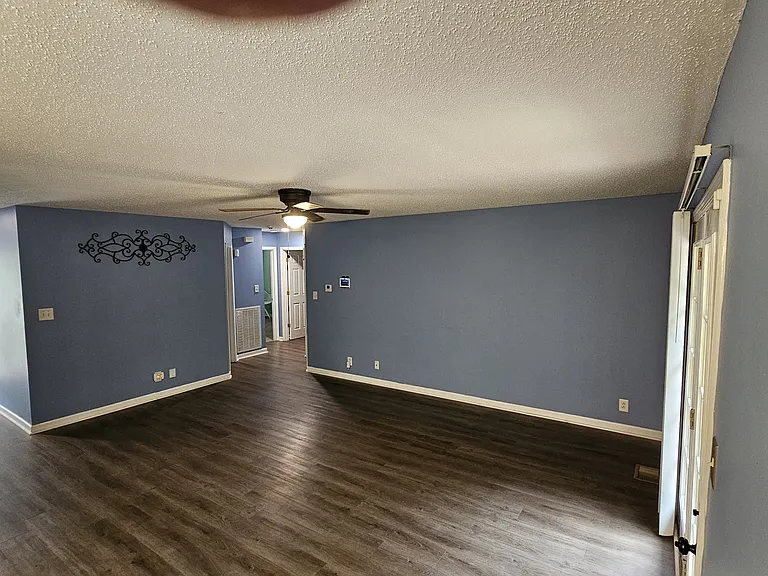 2475 Rafiki Dr — Photo 3