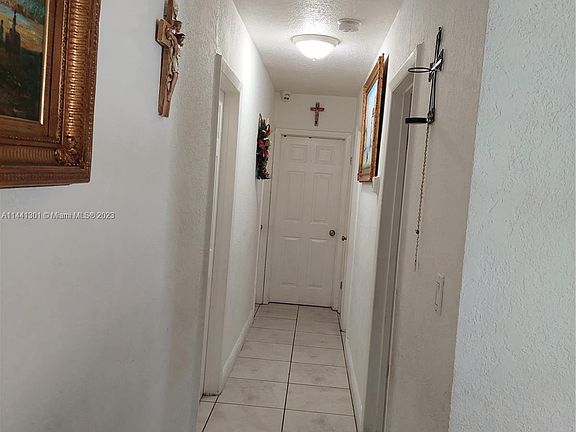 5th image of 16990 NW 44th Ave