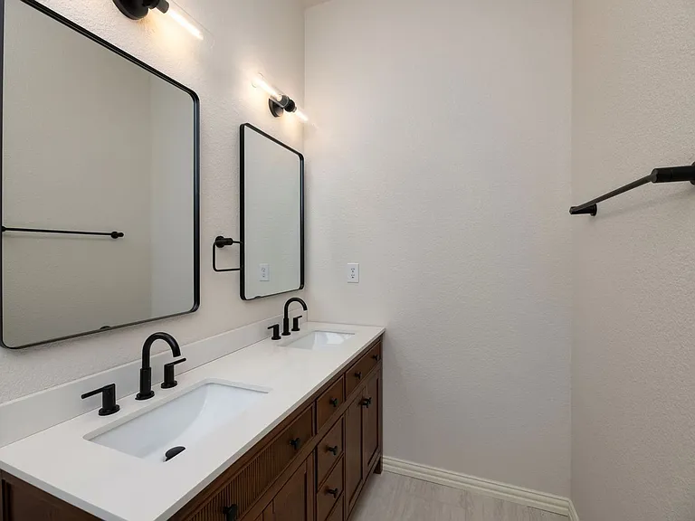 404 Tarpan Trl — Photo 29