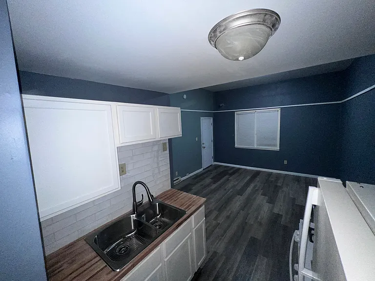 430 Case Ave #2 — Photo 17