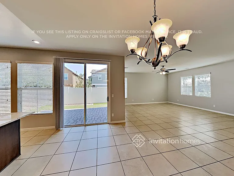 2713 S Valle Verde — Photo 7