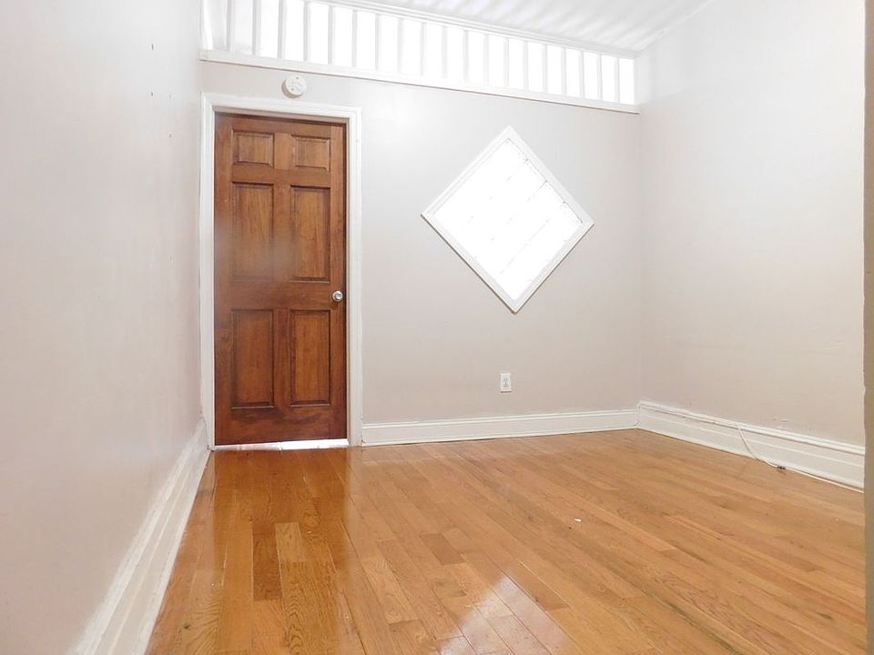 1st image of 1735 2nd Ave #3SS