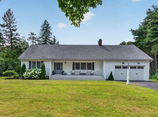 6 Hawthorne Cir, Andover, MA 01810