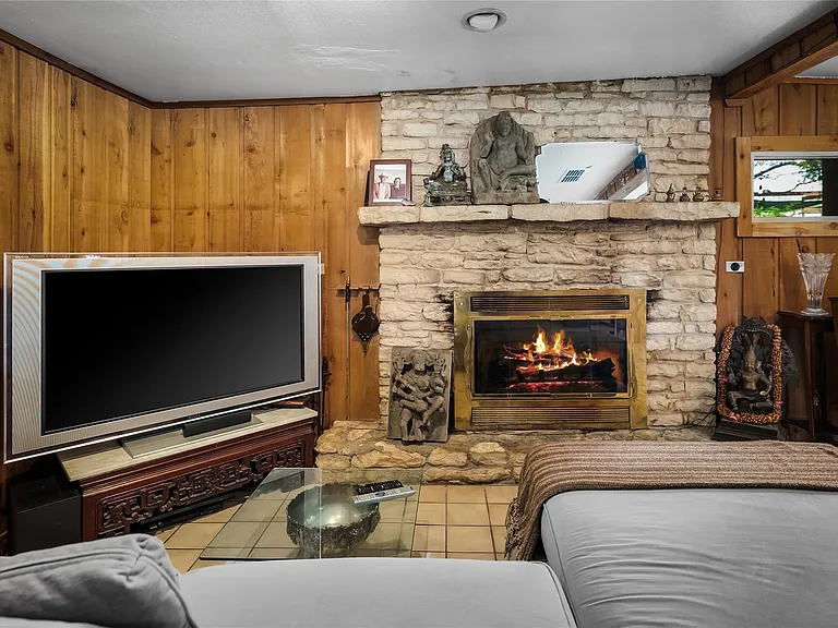 16020 Pool Canyon Rd — Photo 4