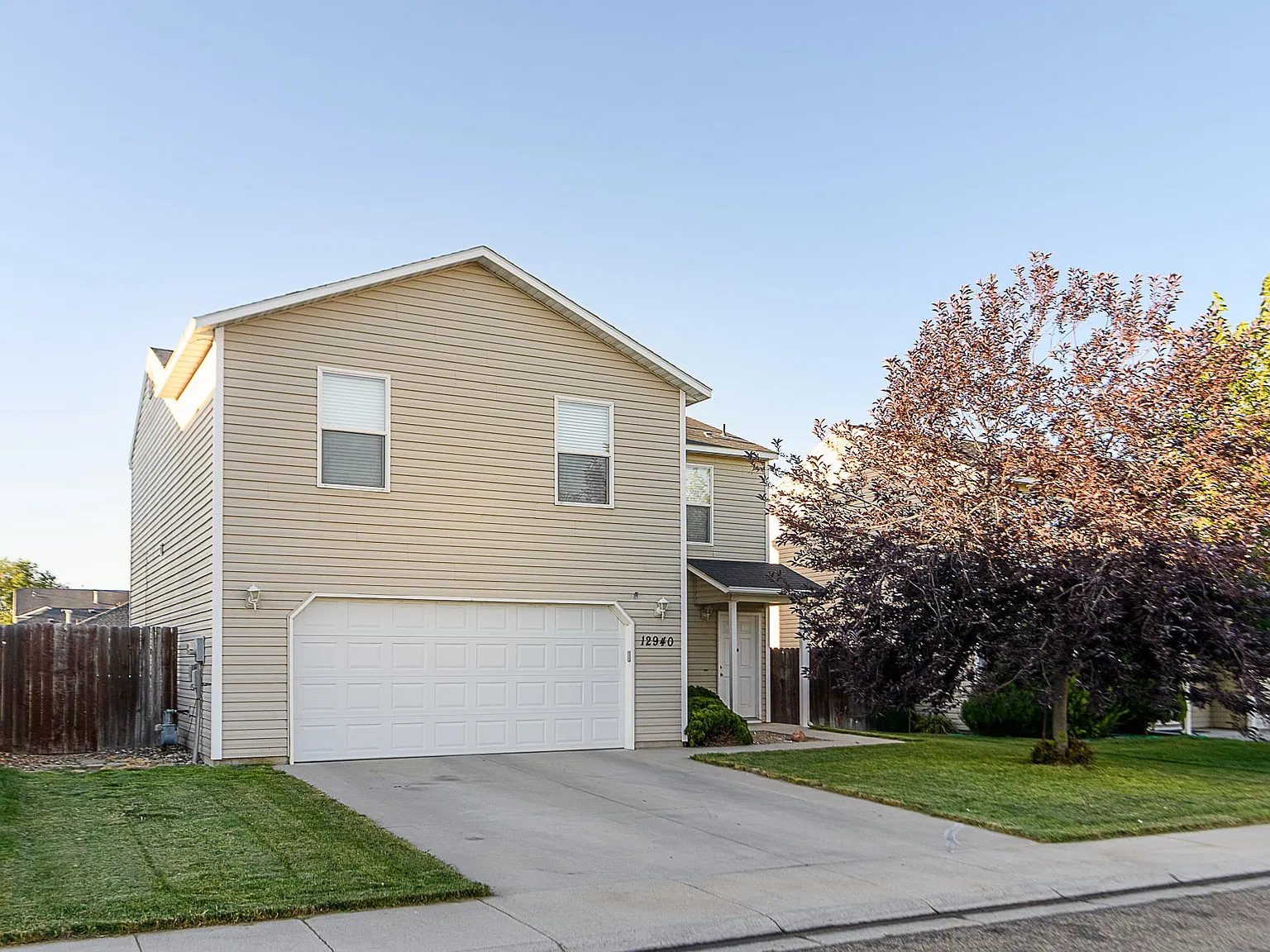 4 bed, 2.5 bath, 1650 sqft, $725 — Photo 2