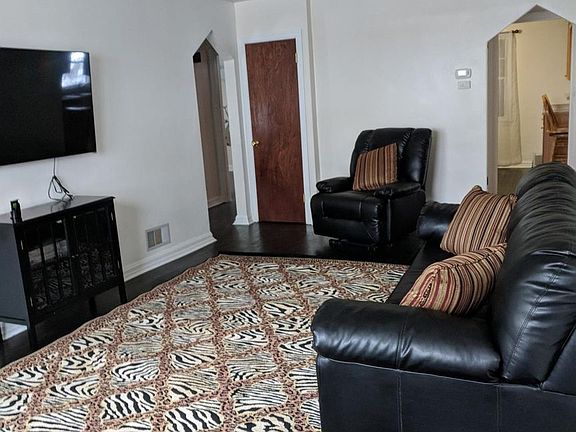 2nd image of 4429 Orchard Ln