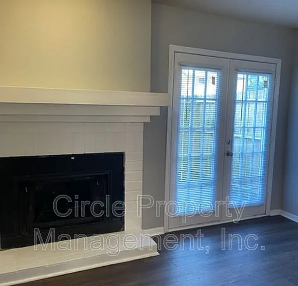 4117 Hunters Ridge Dr SW #11 — Photo 1