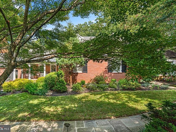 2nd image of 6521 Darnall Rd