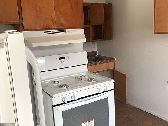 4th image of 4515 Sunrise Ave APT 113
