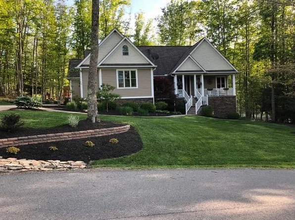 116 Glenhue Ln, Daniels, WV 25832