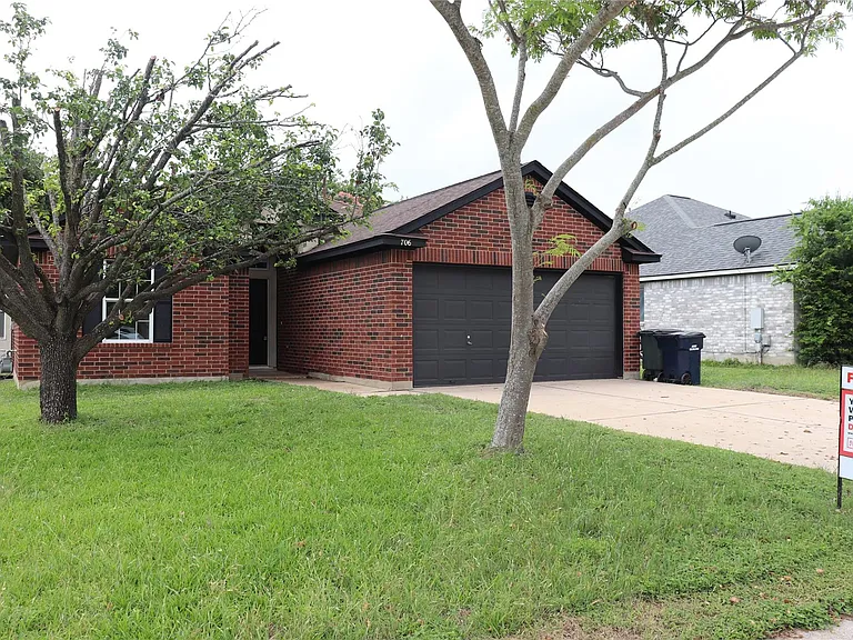 706 N Creek Blvd — Photo 2
