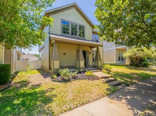 1366 Kingston Pl, Aubrey, TX 76227
