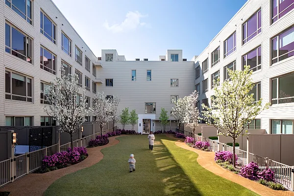 Rented by Modern Spaces | media 47