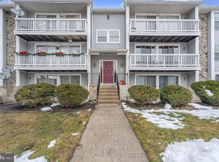 151 Kenwood Dr, Sicklerville, NJ 08081