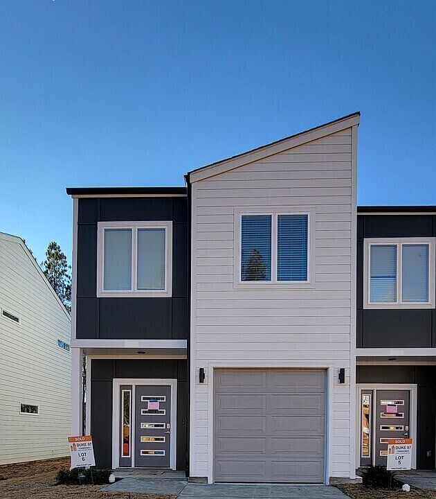 1st image of 4000 Convergence St #1