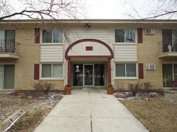 1st image of 550 Chase Dr APT 3
