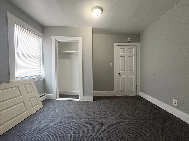 12 College St #3 — Photo 9