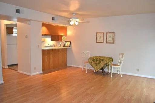 2135 Acklen Ave #2 — Photo 4