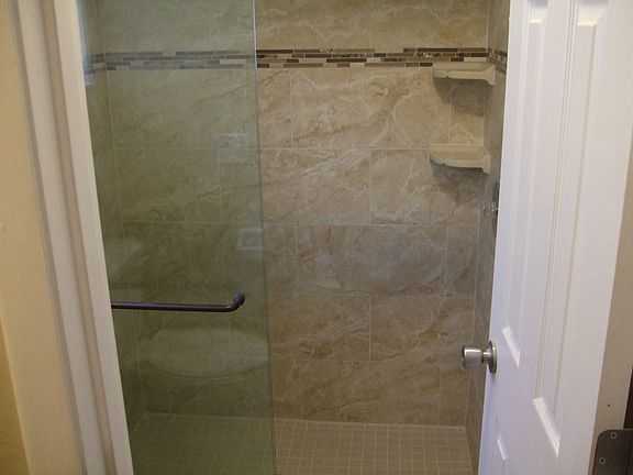 4th image of 205 Courtland Blvd