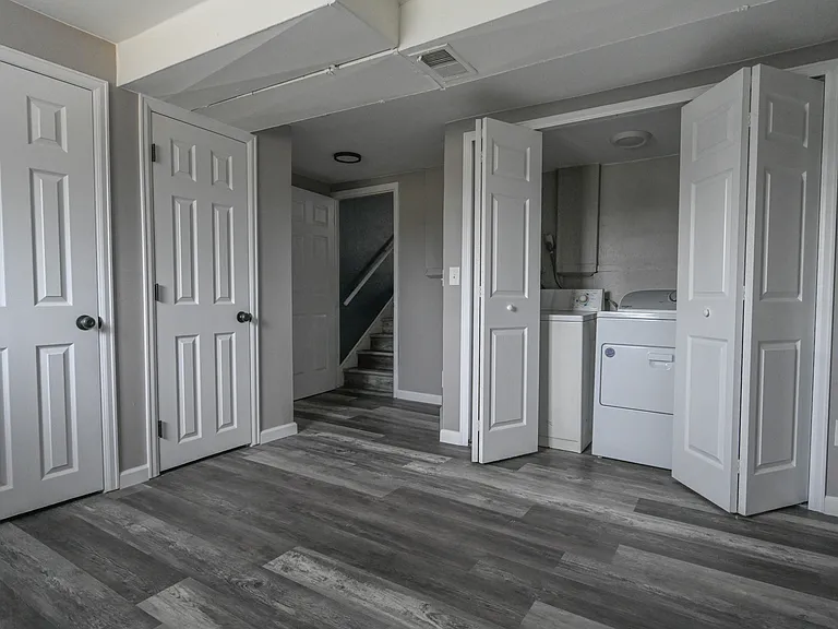 1232 Allison St — Photo 8