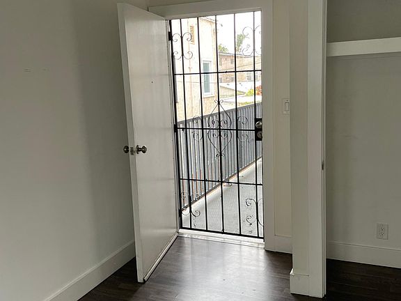 4th image of 1213 Gordon St APT 6