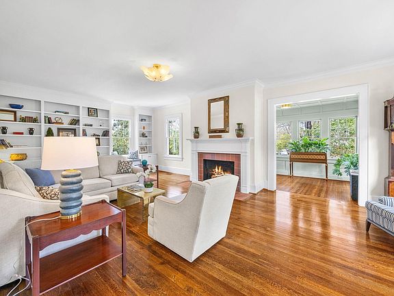 5th image of 100 Overbrook Cir