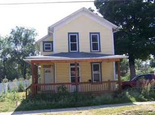 153 W Clark St, East Palestine, OH
