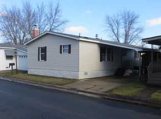 449 Lucille Ave, Elgin, IL 60120