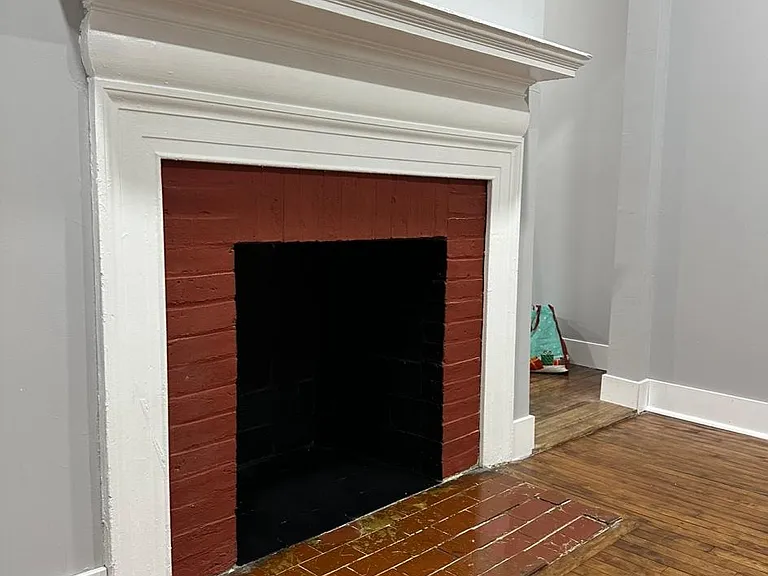 47 West St #6 — Photo 3