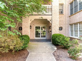 614 W Barbee Chapel Rd, Chapel Hill, NC 27517